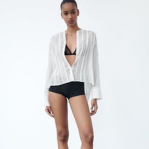 Zara white blouse sz XL. NWT.
